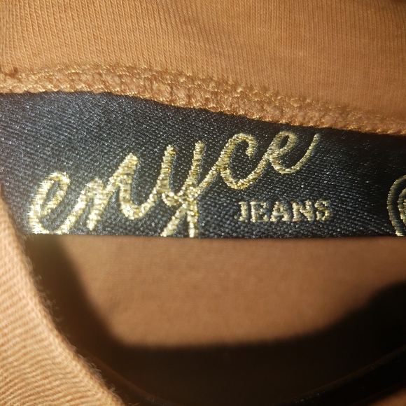Enyce High neck Open Top - Picture 3 of 4